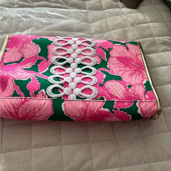 Lilly Pulitzer Pink and Green Envelope Clutch - Picture 3 of 5